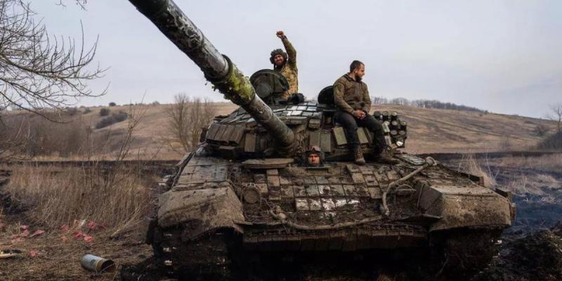Киеву грозит война с новыми врагами из-за договора с Лондоном