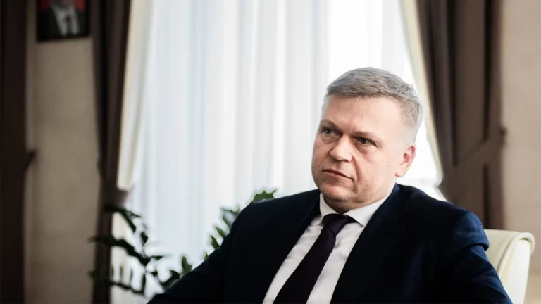 «На хрена мне Пермь?». Вице-премьер пермского правительства ушел с поста из-за слов сына
